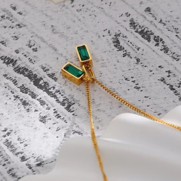 New Emerald Green Gemstone 18K Gold Plated Necklace - Picture 7 of 16